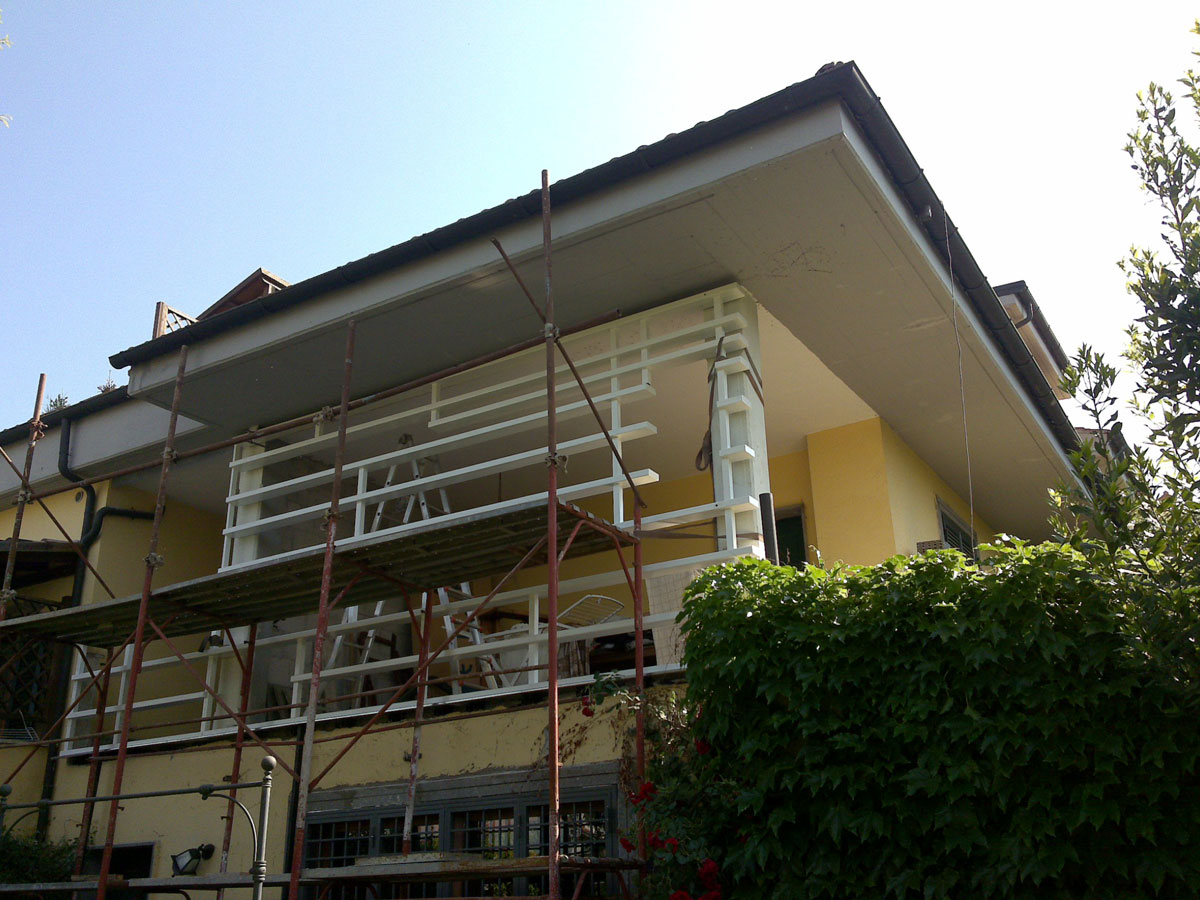 11 Horizontal-White-by-arch-Nir-Sivan_installation main facade