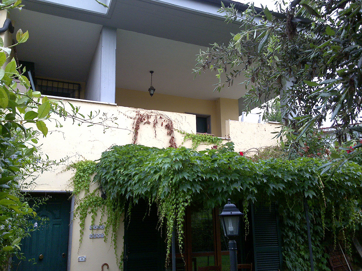 14 Horizontal-White-by-arch-Nir-Sivan_main facade before intervention (ante operam)