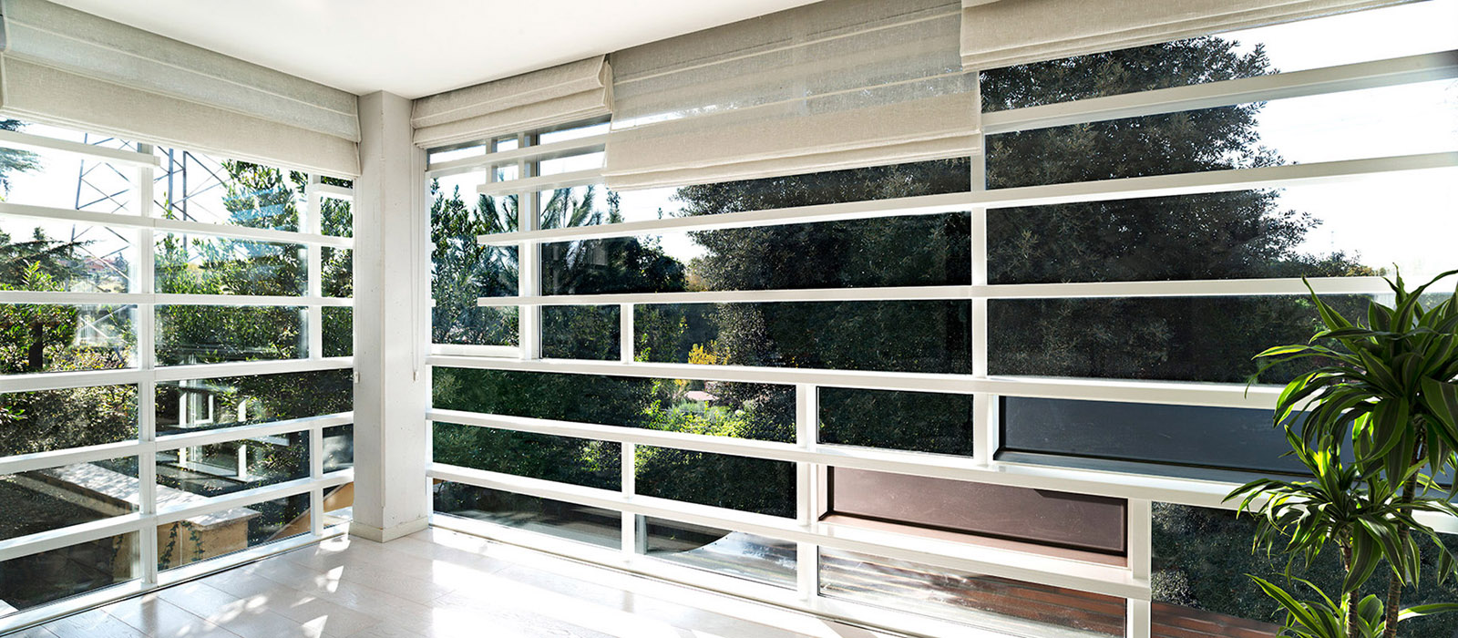 6-Horizontal-White-by-Nir-Sivan-interior