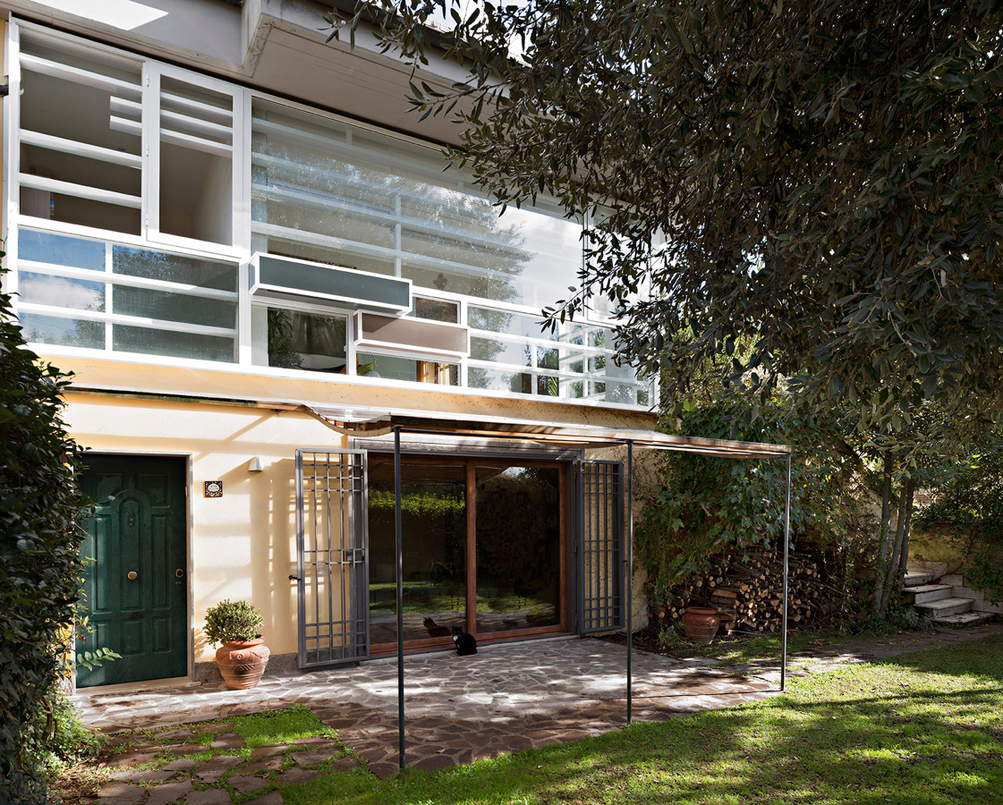 8-Horizontal-White-by-Nir-Sivan-exterior