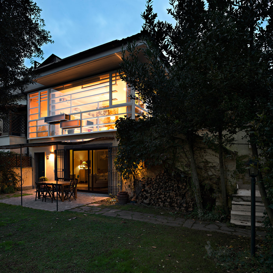 9-Horizontal-White-by-Nir-Sivan-exterior