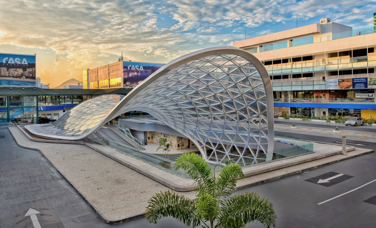 Nir Sivan Architects – Onda Carioca, Brazil: the whole canopy over the lower-level plaza