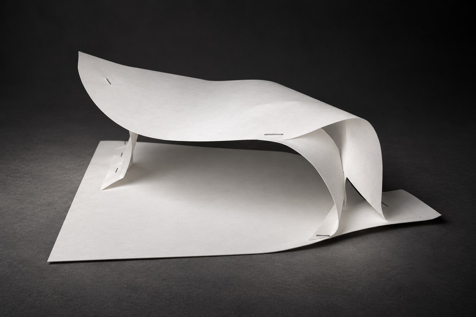 Nir Sivan Architects – Paper study for Onda Carioca (2011): one of the first paper models, on its paper base